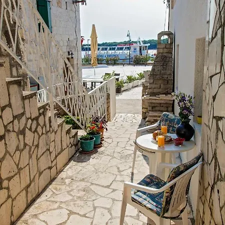 דירה Stone House Grgurevic *