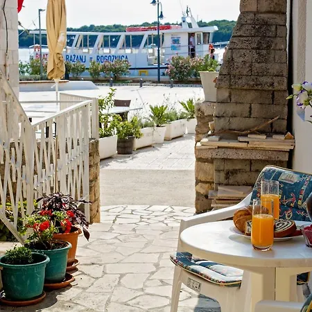 Stone House Grgurevic Apartment *