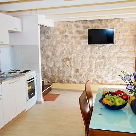 Apartment Stone House Grgurevic *
